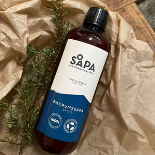 Badrumssåpa med doft av skog, som effektivt tar bort smuts och kalk. Skonsam mot både ytor och hud, naturlig och utan starka kemikalier. 